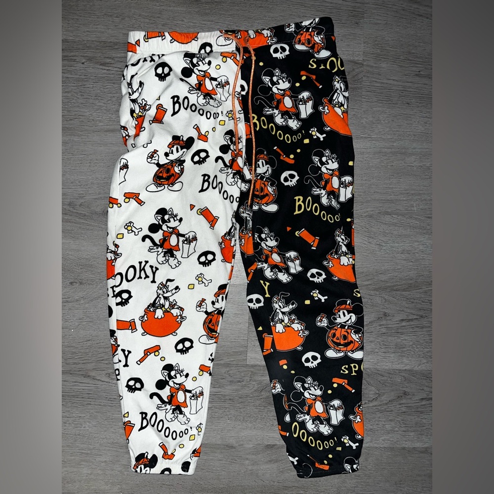 Disney Mickey and Minnie Themed Graphic Pajama Pants